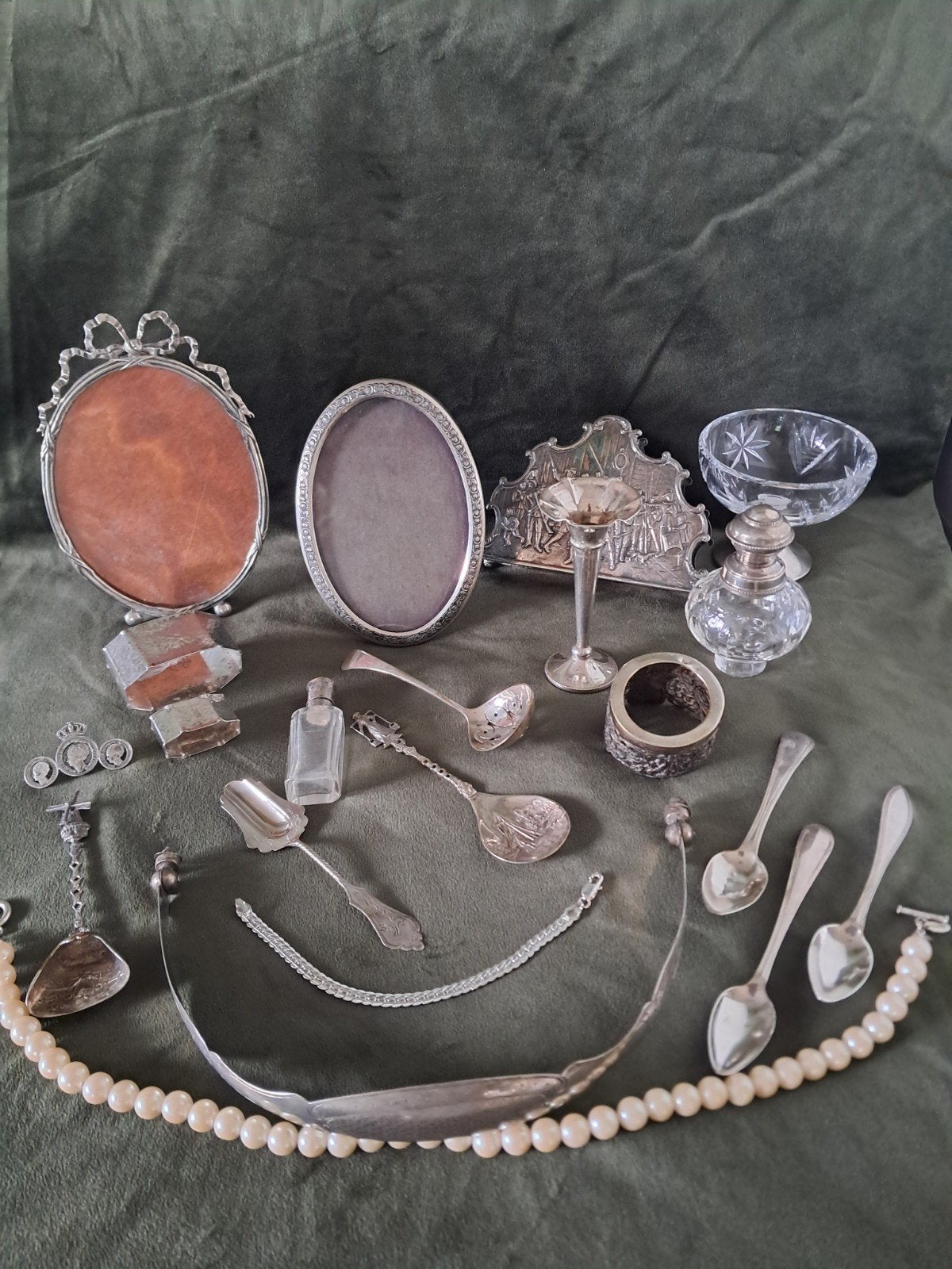 Divers gekeurd zilver  2 fotolijstjes, strooilepel, beugel, Antiek en Kunst, Ophalen of Verzenden, Zilver