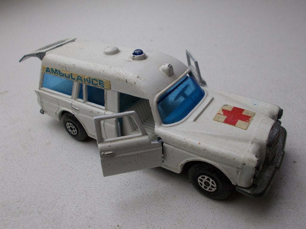 1968 Matchbox SpeedKings K-28 MERCEDES "BINZ" Ambulance (-D), Ophalen of Verzenden, Zo goed als nieuw, Auto, Matchbox