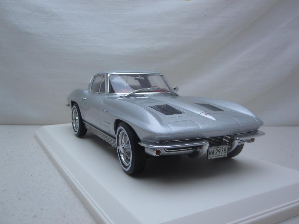 Chevrolet Corvette C2 Sting Ray Coupé 1963 1:18 Norev, Ophalen of Verzenden, Nieuw, Auto, Norev