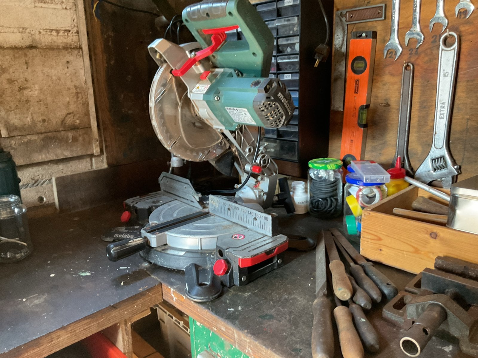 Metabo KS 210 M Lasercut Afkortzaag, Ophalen, Gebruikt, 600 tot 1200 watt, Afkortzaag