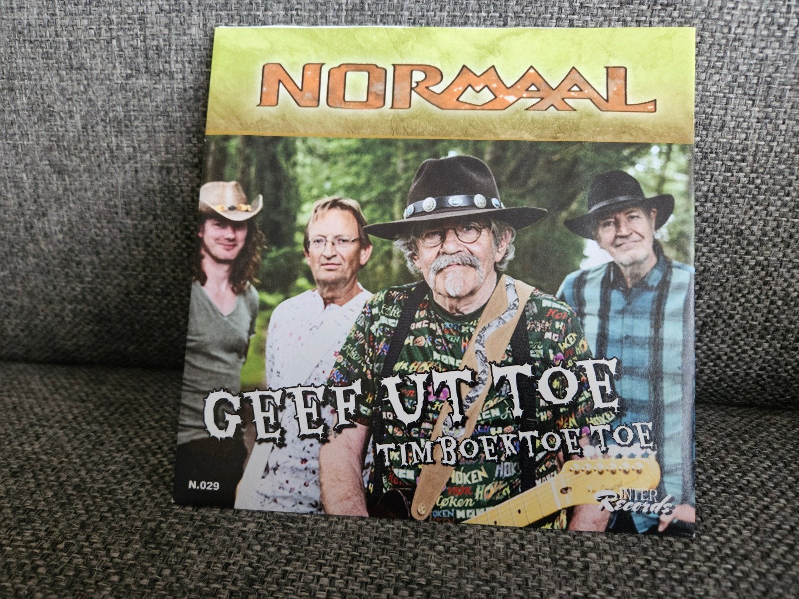 Normaal - Geef Ut Toe / Tim Boek Toe Toe (, Verzenden, Zo goed als nieuw, 7 inch, Streekmuziek