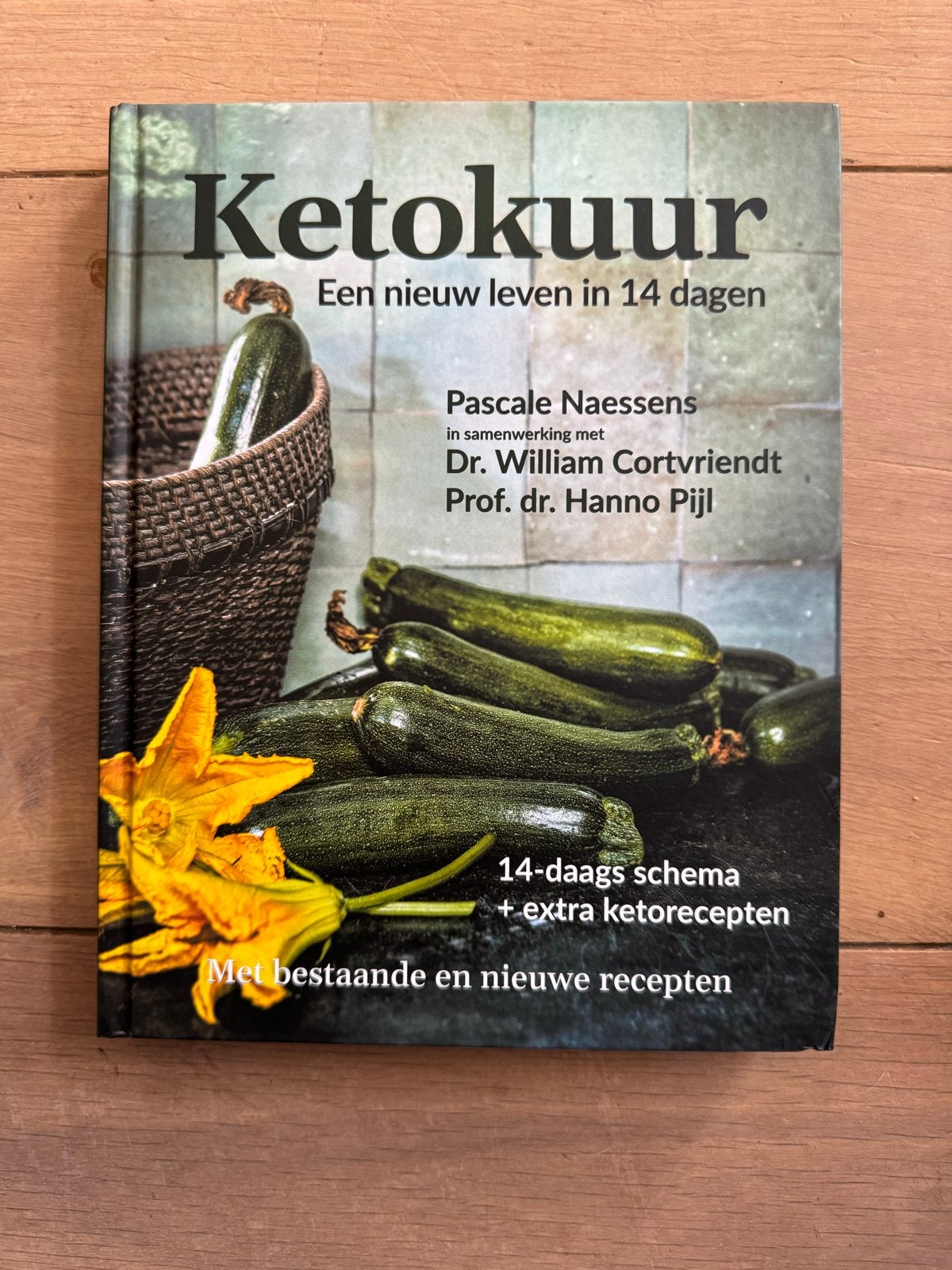 Ketokuur: Een nieuw leven in 14 dagen - Pascale Naessens, Boeken, Ophalen of Verzenden, Zo goed als nieuw