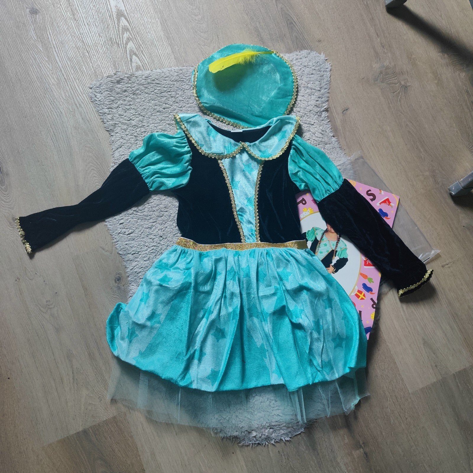 Luxe Pietenpak voor kinderen (6-8 jaar) nieuw, Diversen, Ophalen of Verzenden, Nieuw