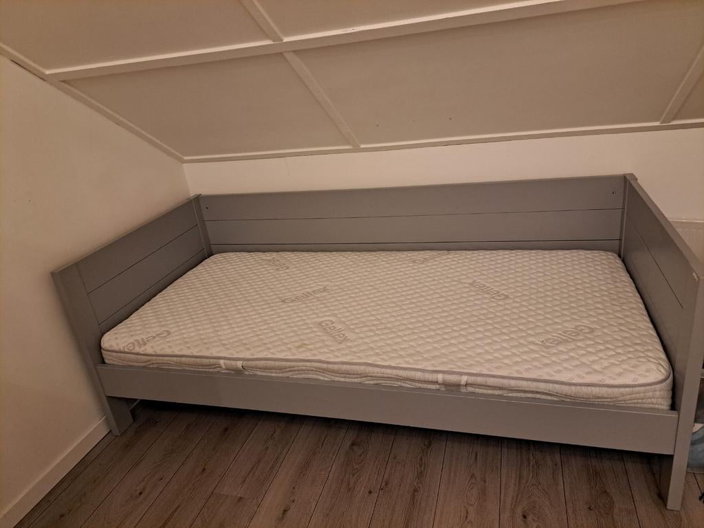 Geltex matras eenpersoons, Ophalen