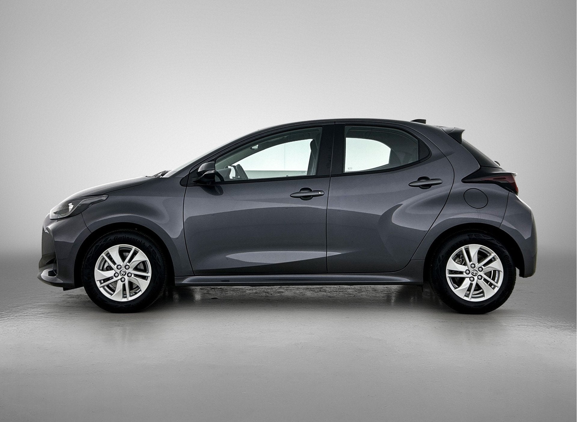Toyota Yaris 1.5 Hybrid 115 Active | BTW voertuig | Dealer o, 12 maanden, Gebruikt, Bedrijf, 26 km/l