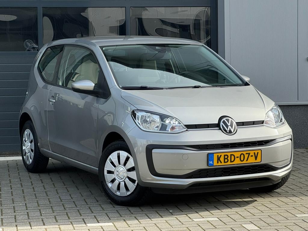 VW UP 1.0 65pk Airco, Cruise, Camera, Parkeer sensoren BTW, Auto's, Volkswagen, Stof, 891 kg, Bedrijf, Handgeschakeld