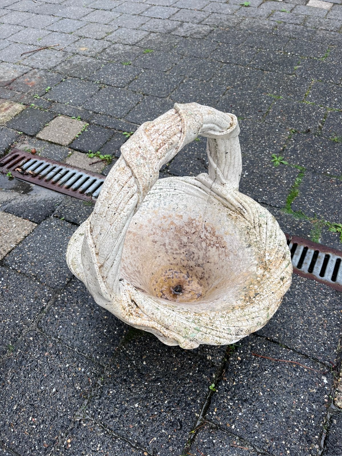 Mand beton voor in tuin, Ophalen, Gebruikt, Rond, Tuin