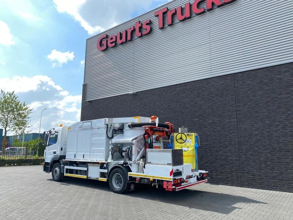Mercedes-Benz Atego 1324 4X2 RHD + RSP ESE 13/H SAUGBAGGER/S, Auto's, Achterwielaandrijving, Parkeercamera, Euro 6, Wit