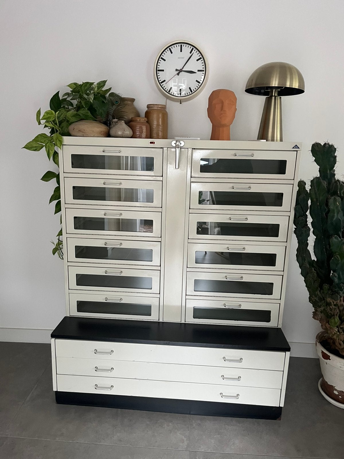 Tandarts kast, Ophalen, Gebruikt