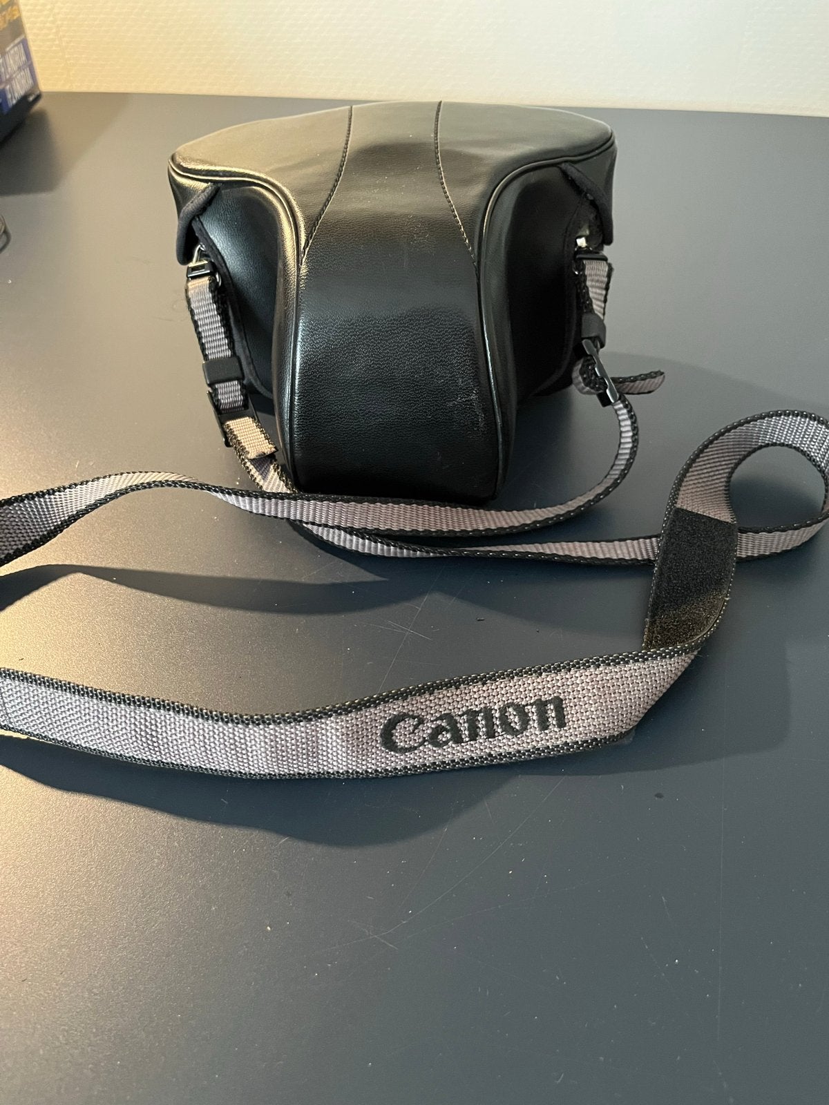 Canon AT-1 Spiegelreflexcamera met FD 50mm f/1.8 lens, Ophalen of Verzenden, Gebruikt, Spiegelreflex, Canon