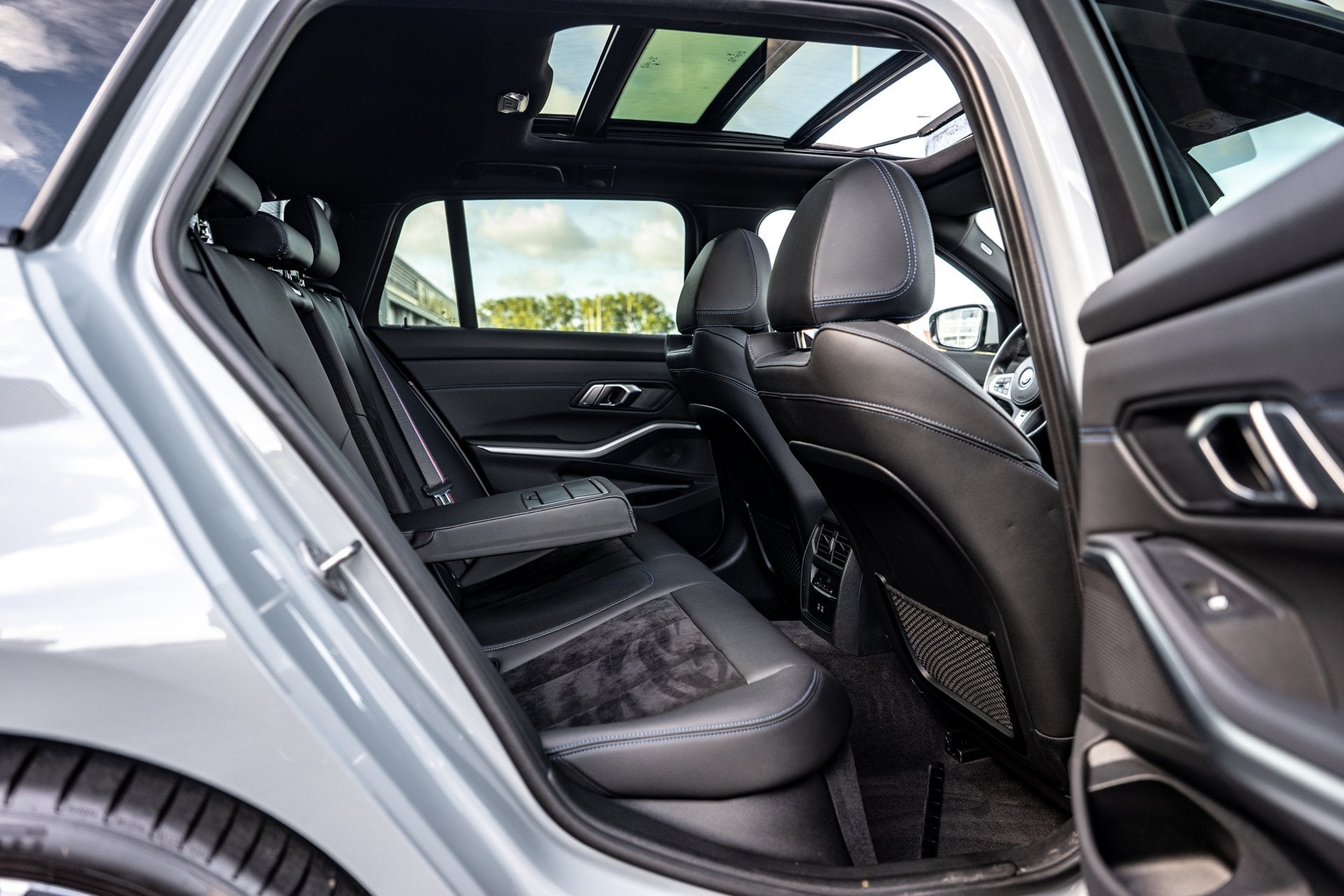Foto 6 van BMW 3-serie Touring 330e Pano/M-Sport/HUD/Trekhaak