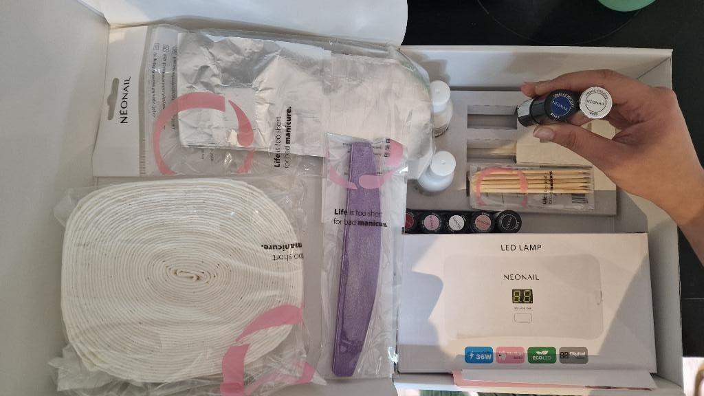 Gellak nagellak set. Neonail starter set. Zo goed als nieuw., Ophalen, Zo goed als nieuw, Overige kleuren, Handen en Nagels