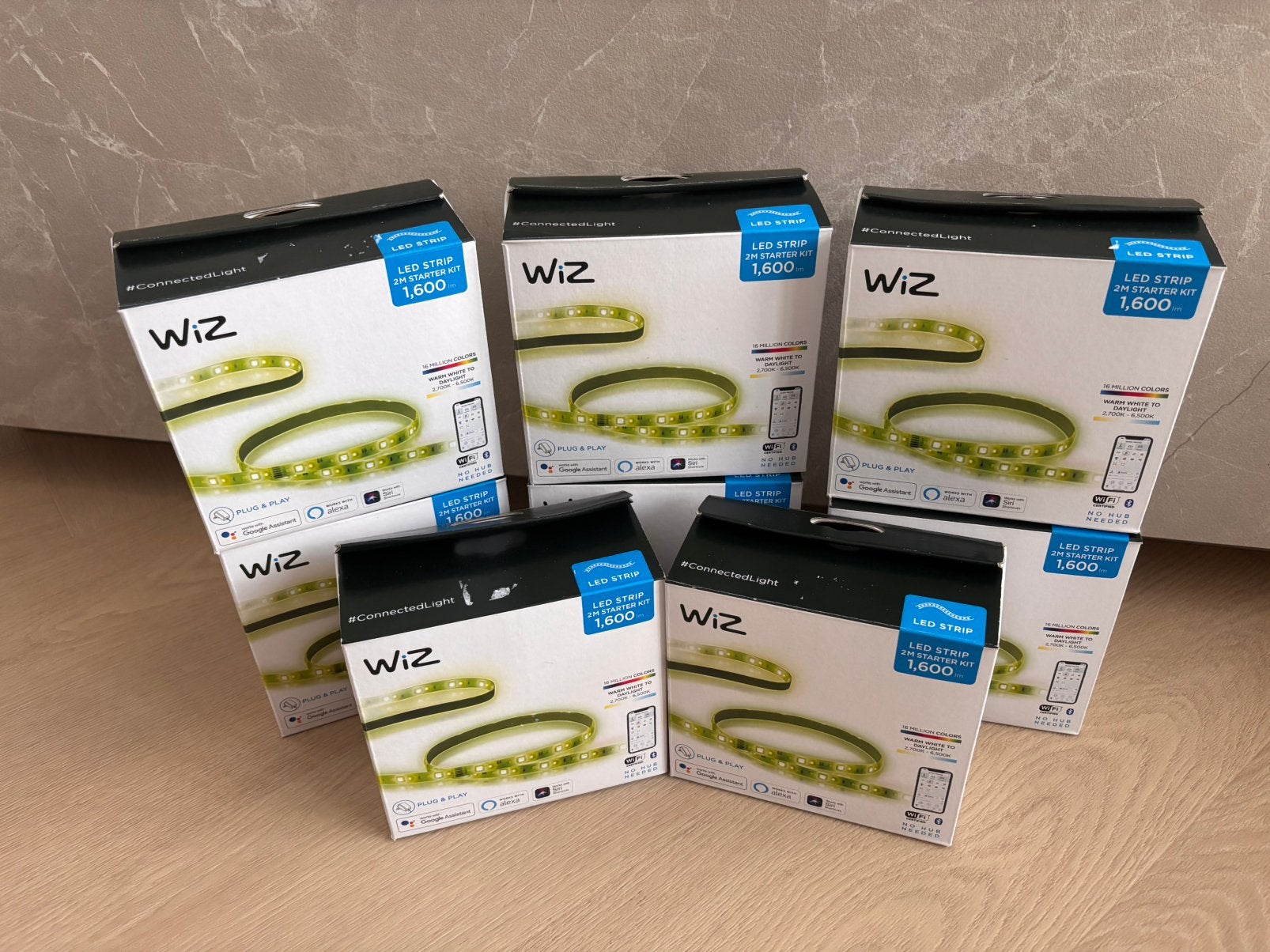 NIEUW!! WiZ Smart LED Strip van 2 meter. PS €25 TW. €41, Huis en Inrichting, Ophalen of Verzenden, Zo goed als nieuw, E27 (groot)