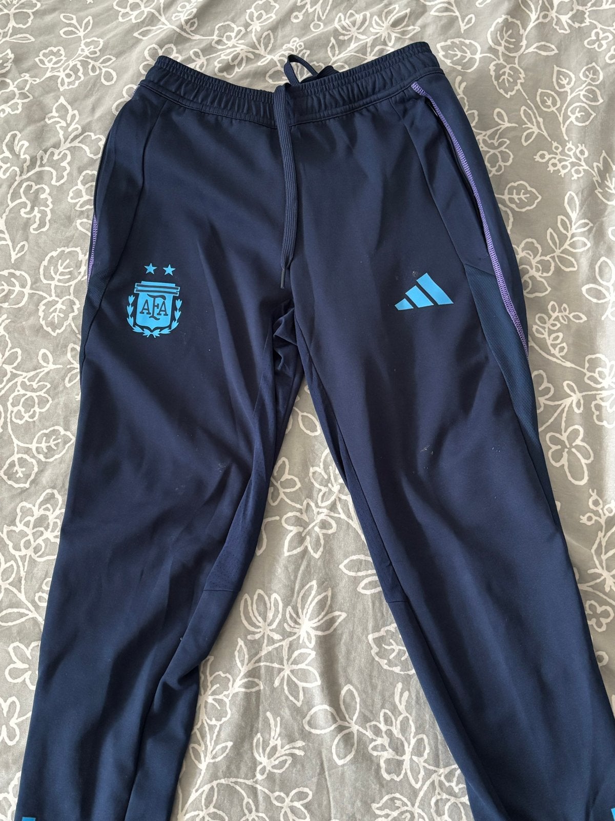 Adidas Argentinië Trainingsbroek - Donkerblauw, Blauw, Overige maten, Ophalen of Verzenden, Zo goed als nieuw