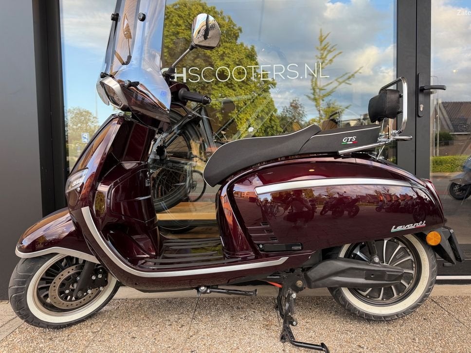 GTS E-Levanti | Midnight Red | 3000W Motor | 25KM/H, Fietsen en Brommers, Gts, Onbekend, Ophalen of Verzenden, Zo goed als nieuw