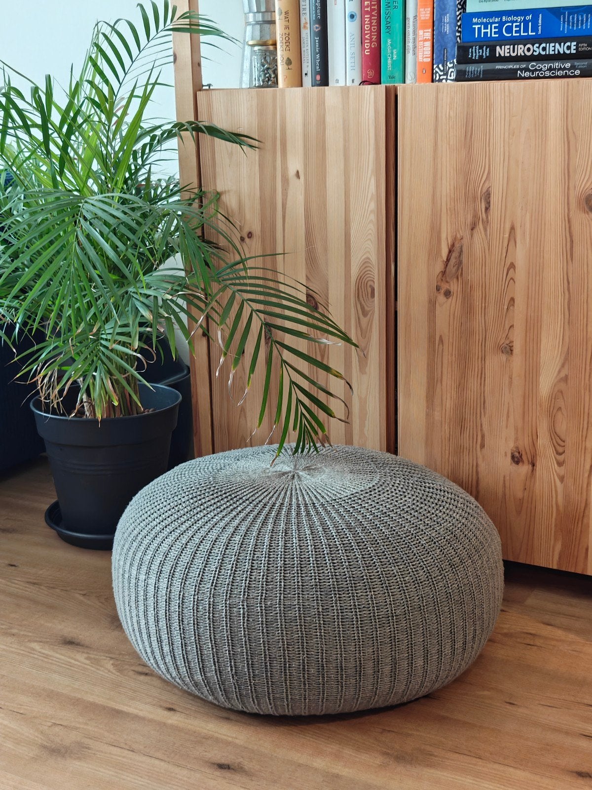 Ikea SANDERED poef, grijs, 56 cm, Ophalen, Modern, Scandinavisch, Zo goed als nieuw, Stof