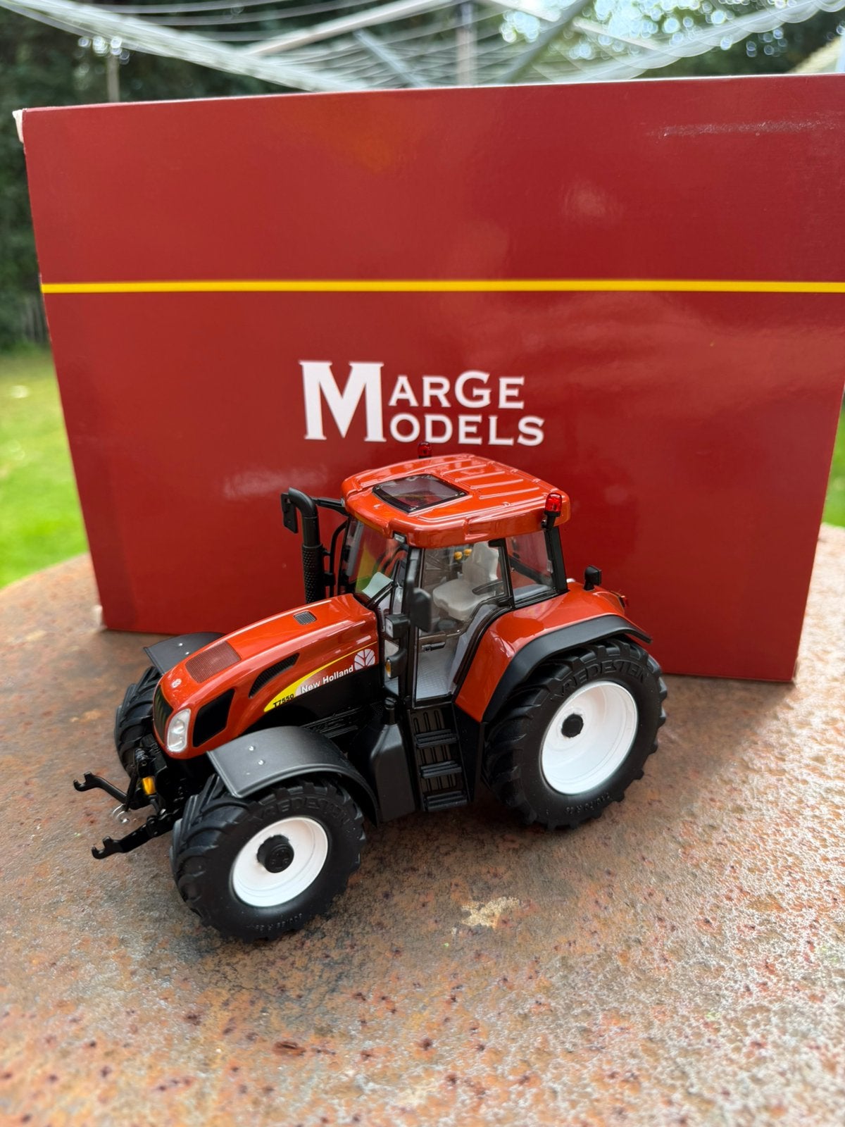 Marge models New holland T7550 Terracotta, Hobby en Vrije tijd, Ophalen of Verzenden, Zo goed als nieuw, Tractor of Landbouw, Overige merken