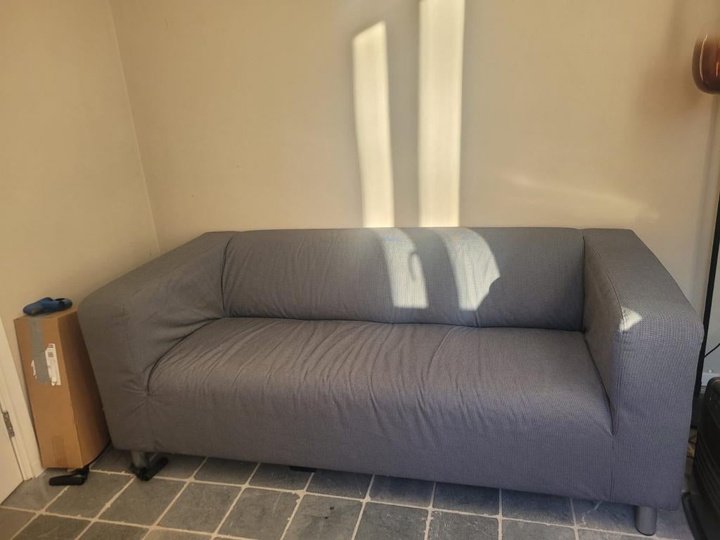 Ikea Klippan bank grijs - in supernette staat, Huis en Inrichting, Banken | Bankstellen, Ophalen, Gebruikt, 150 tot 200 cm, Tweepersoons