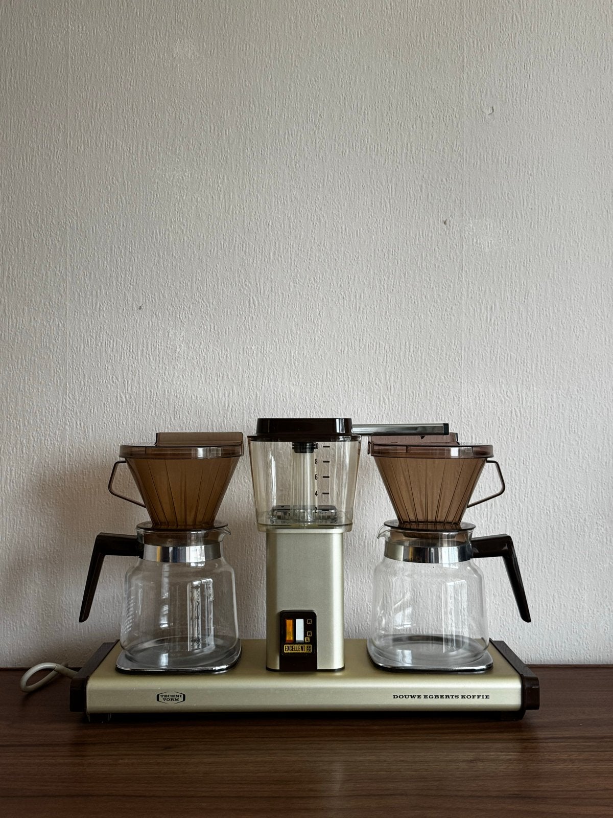 Vintage Douwe Egberts filterkoffiezetapparaat (Moccamaster), 10 kopjes of meer, Gemalen koffie, Ophalen of Verzenden, Koffiemachine