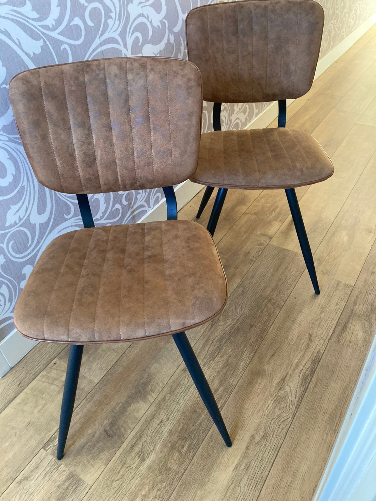 2 nette leren stoeltjes, Huis en Inrichting, Stoelen, Ophalen, Zwart, Twee