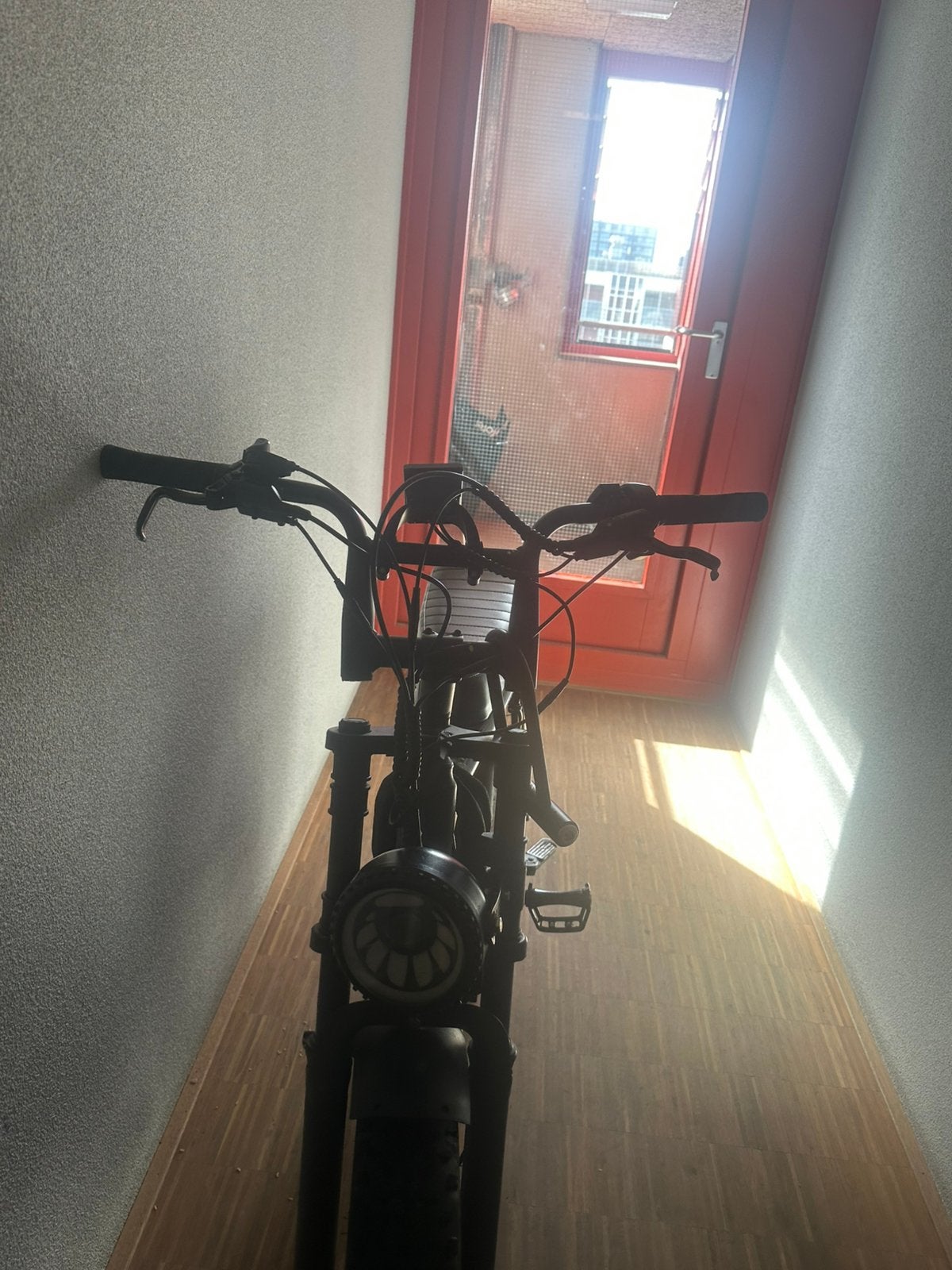 Ouxi v8 4.0 te koop! 2 accus, Ophalen, Zo goed als nieuw, 50 km per accu of meer, Overige merken