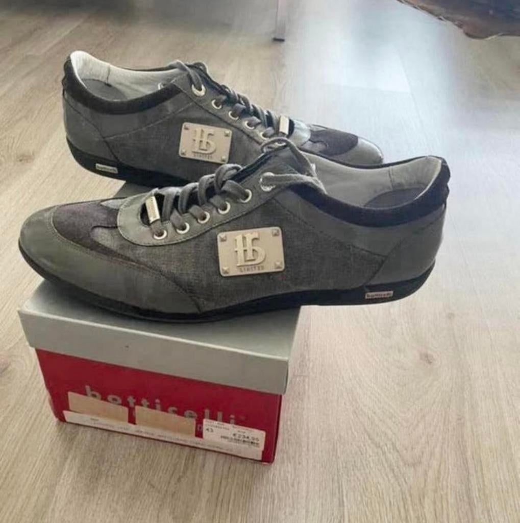 Botticelli, Overige kleuren, Ophalen of Verzenden, Zo goed als nieuw, Veterschoenen