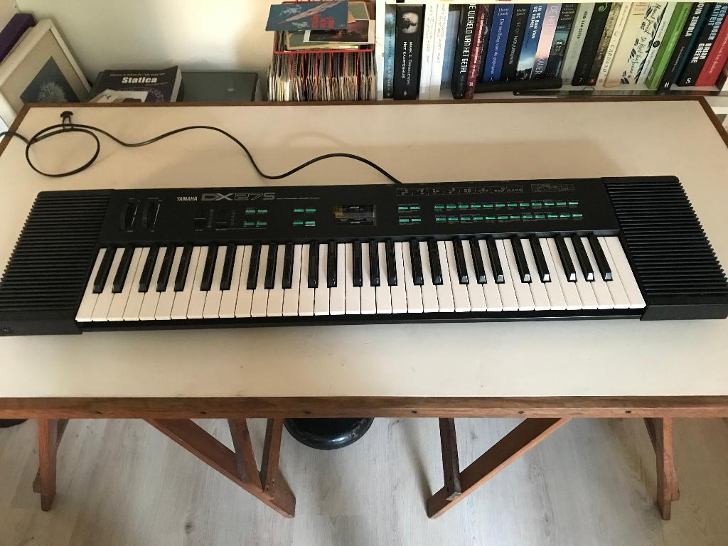 DX27S Yamaha DX27-S FM Synthesizer, Ophalen, Yamaha, Met midi-aansluiting, 61 toetsen