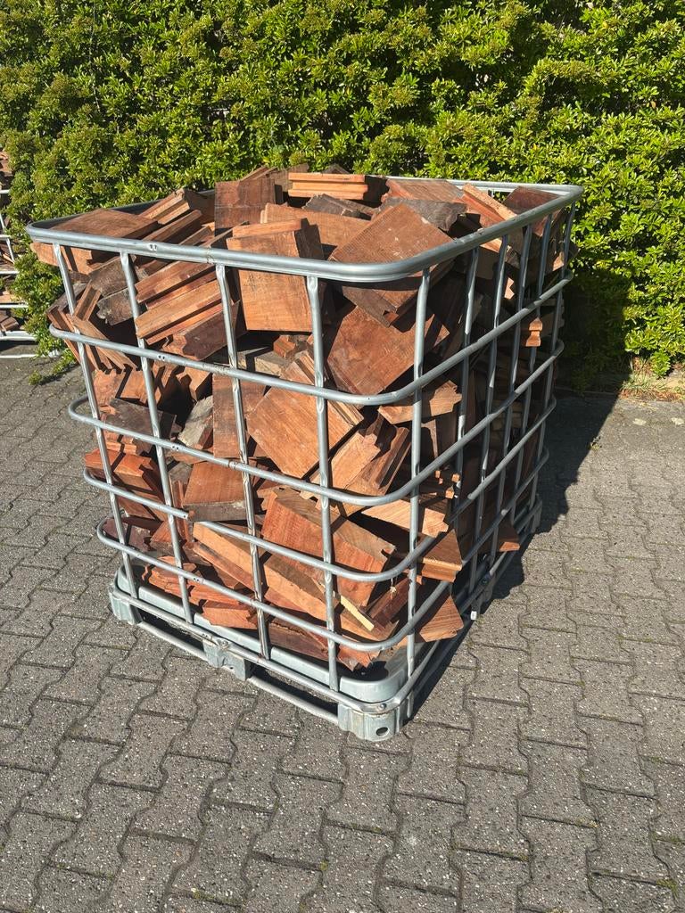 Azobe haardhout - Hardhout voor de kachel, Tuin en Terras, Haardhout, Minder dan 3 m³, Ophalen of Verzenden, Overige houtsoorten