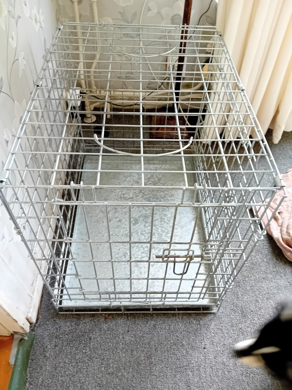 Hondenhok,bench, Dieren en Toebehoren, Ophalen, Zo goed als nieuw, Minder dan 75 cm, Minder dan 65 cm