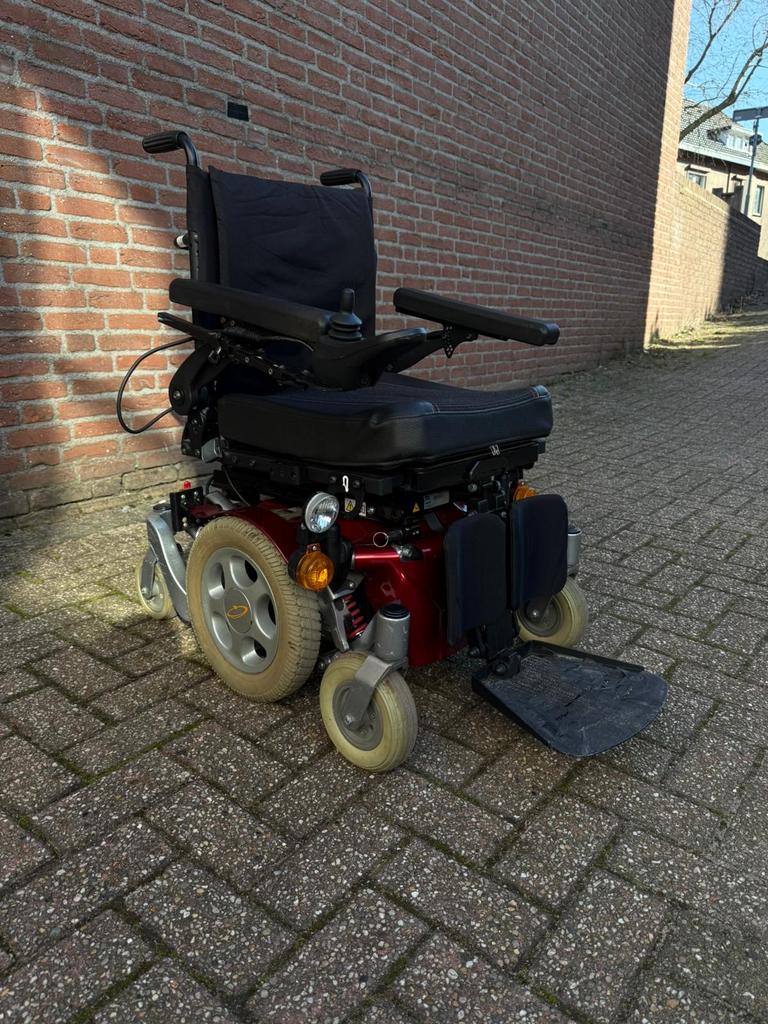 Elektrische Rolstoel Quickie Salsa, Diversen, Ophalen of Verzenden, Elektrische rolstoel