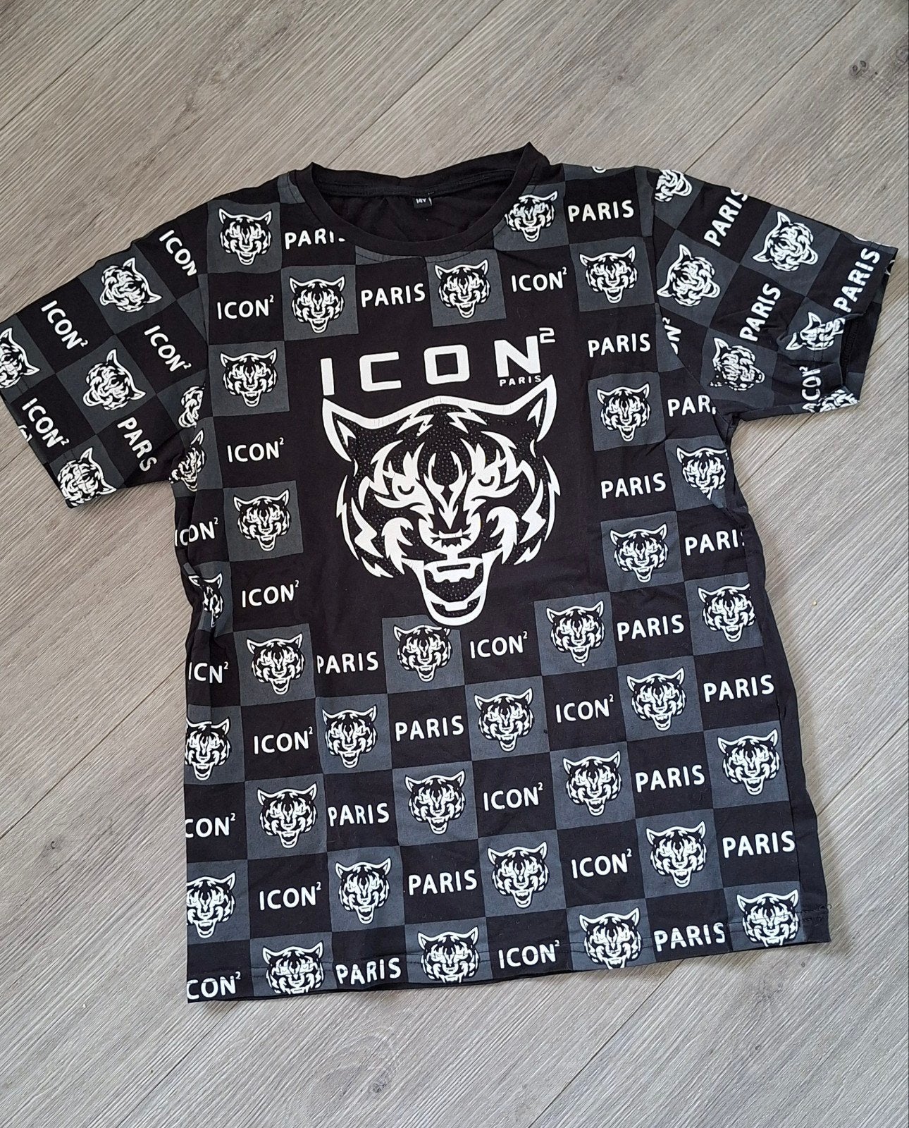 T-shirt zwart met print en glitter 146-152, Kinderen en Baby's, Ophalen of Verzenden, Zo goed als nieuw, Meisje, Shirt of Longsleeve