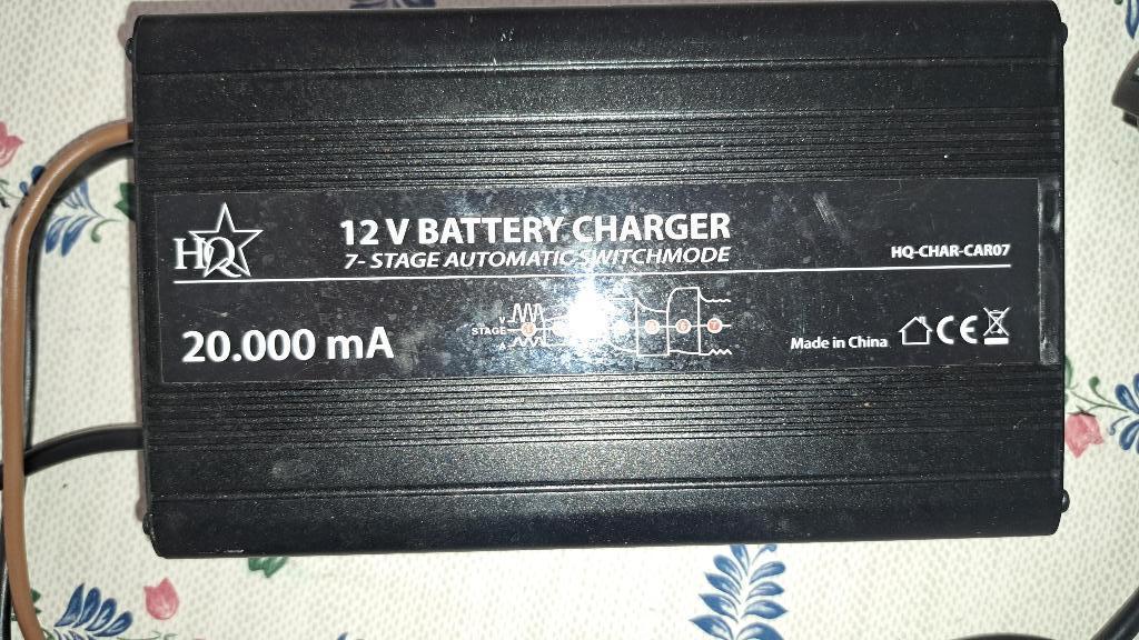 Goedwerkende 7 Stage 12V 20 A acculader, Ophalen of Verzenden, Gebruikt