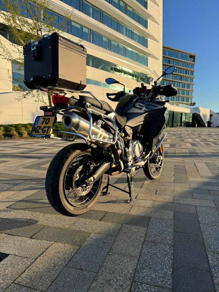 BMW F850 GS Adventure 04-2024 FULL OPTION Triple black, Motoren, Motoren | BMW, 2 cilinders, Gebruikt, Particulier, Meer dan 35 kW