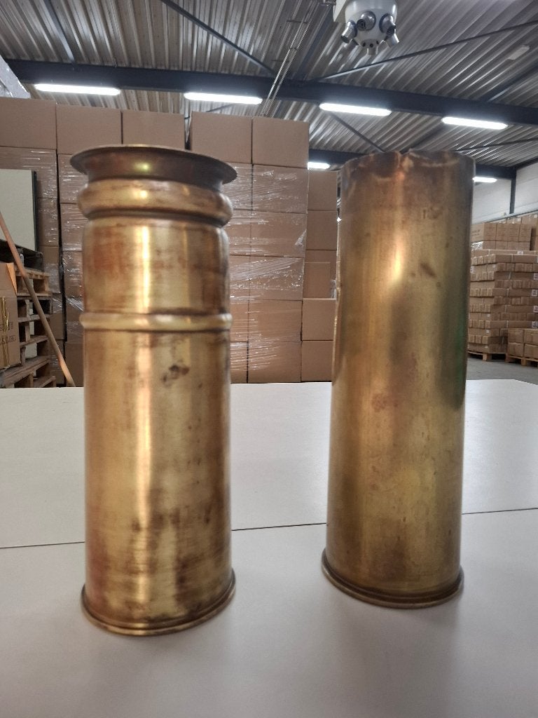 2x Huls, Verzamelen, Militaria | Tweede Wereldoorlog, Ophalen of Verzenden, Landmacht, Nederland, Hulzen of Bodemvondsten