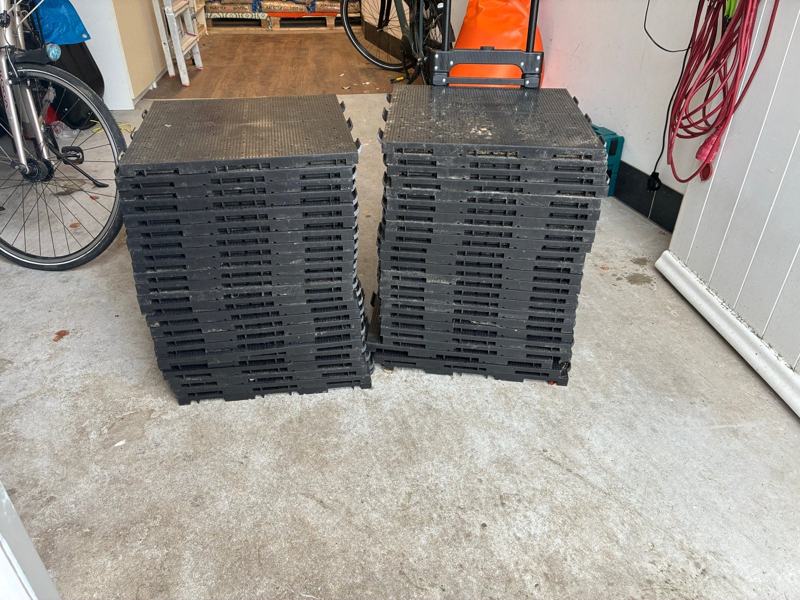 Vloertegels EVO-Floor kunststof zwart. 50x50, 60 stuks., Ophalen, Zo goed als nieuw