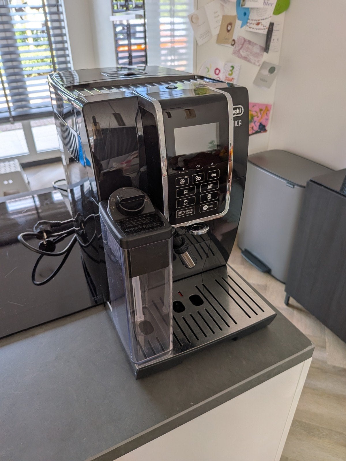 De'Longhi Dinamica volautomaat, Witgoed en Apparatuur, Ophalen, Afneembaar waterreservoir, Gebruikt, Overige modellen
