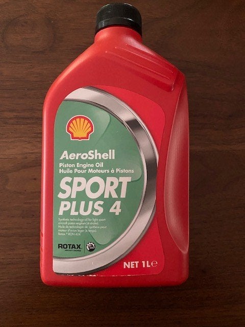 Shell AeroShell Sport Plus 4 & TotalEnergies Aero D 100 Olie, Ophalen of Verzenden