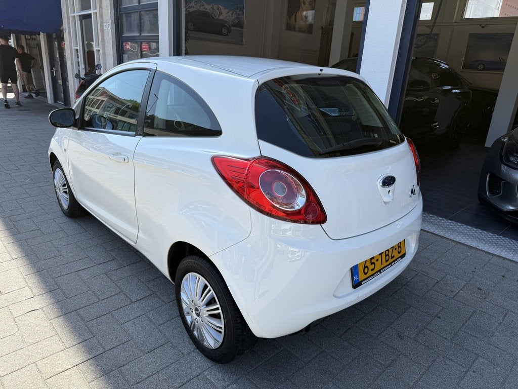 Ford Ka 1.2 Cool & Sound start/stop NW APK 06-2027/INRUILKOO, Voorwielaandrijving, Euro 5, Gebruikt, 1242 cc