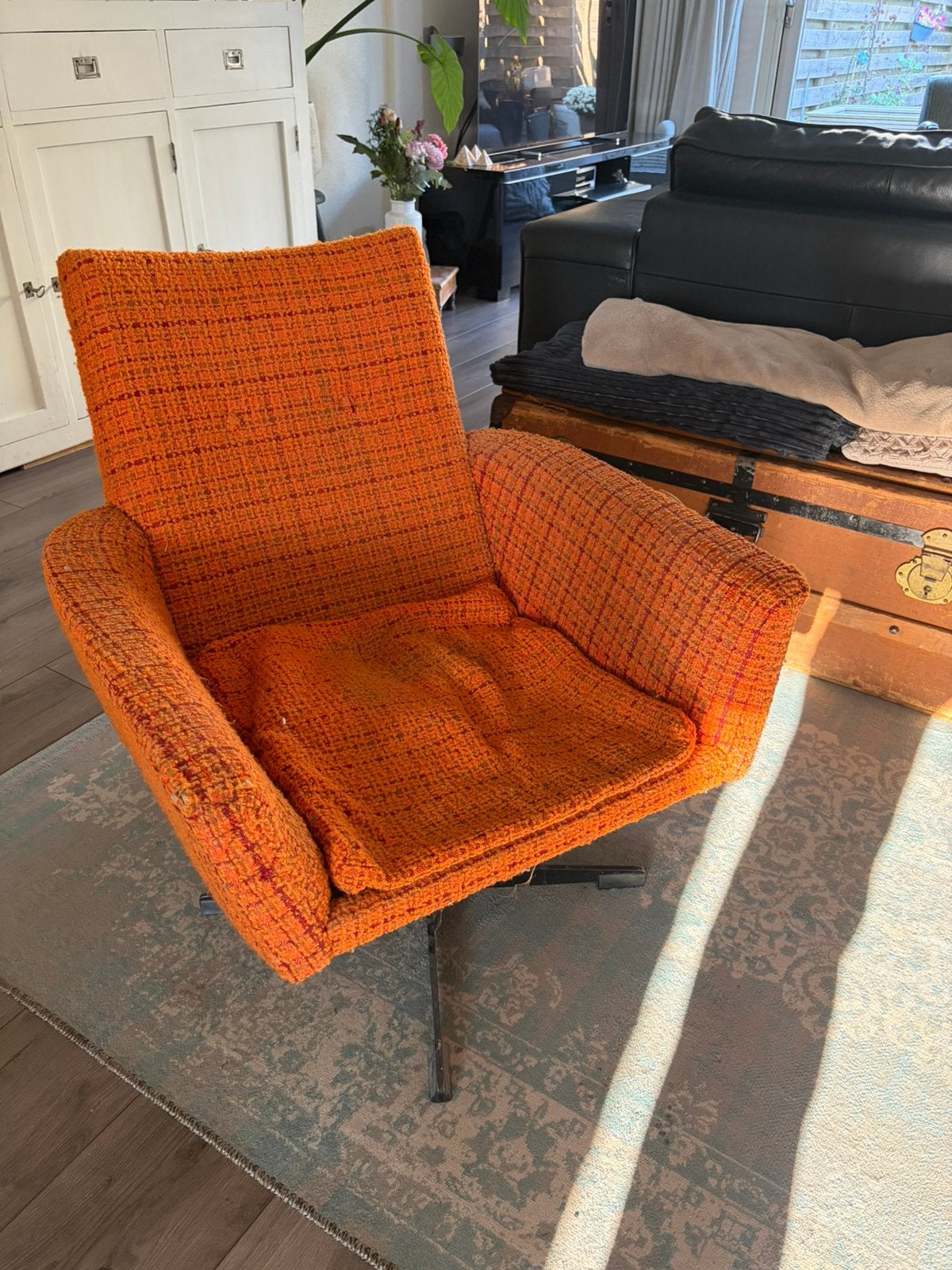 Draaistoeltje Artifort?, Ophalen, Zo goed als nieuw, Minder dan 75 cm, 50 tot 75 cm