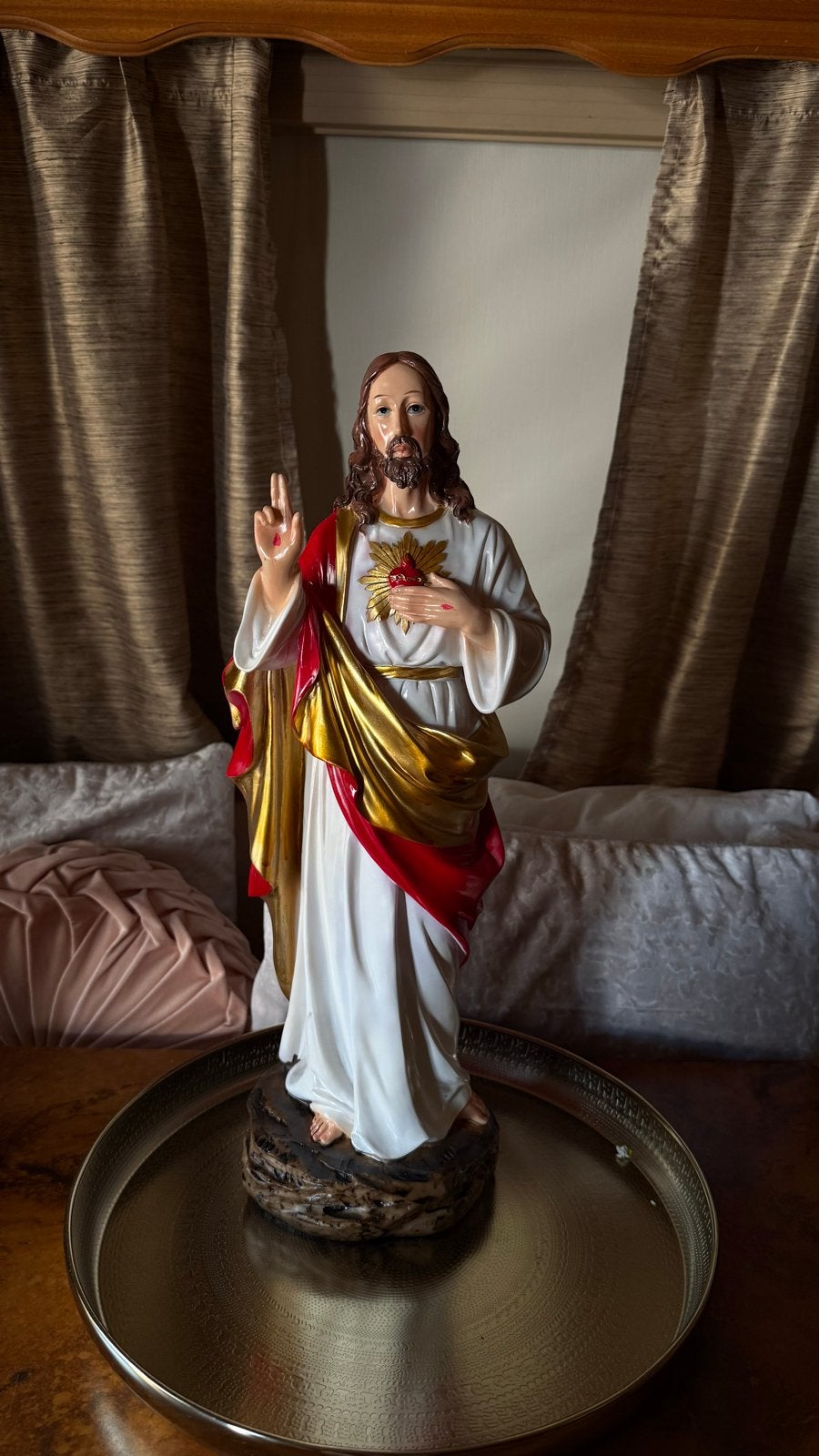 Handgeschilderd Jezus beeld van hars - Nieuwstaat, Antiek en Kunst, Ophalen of Verzenden