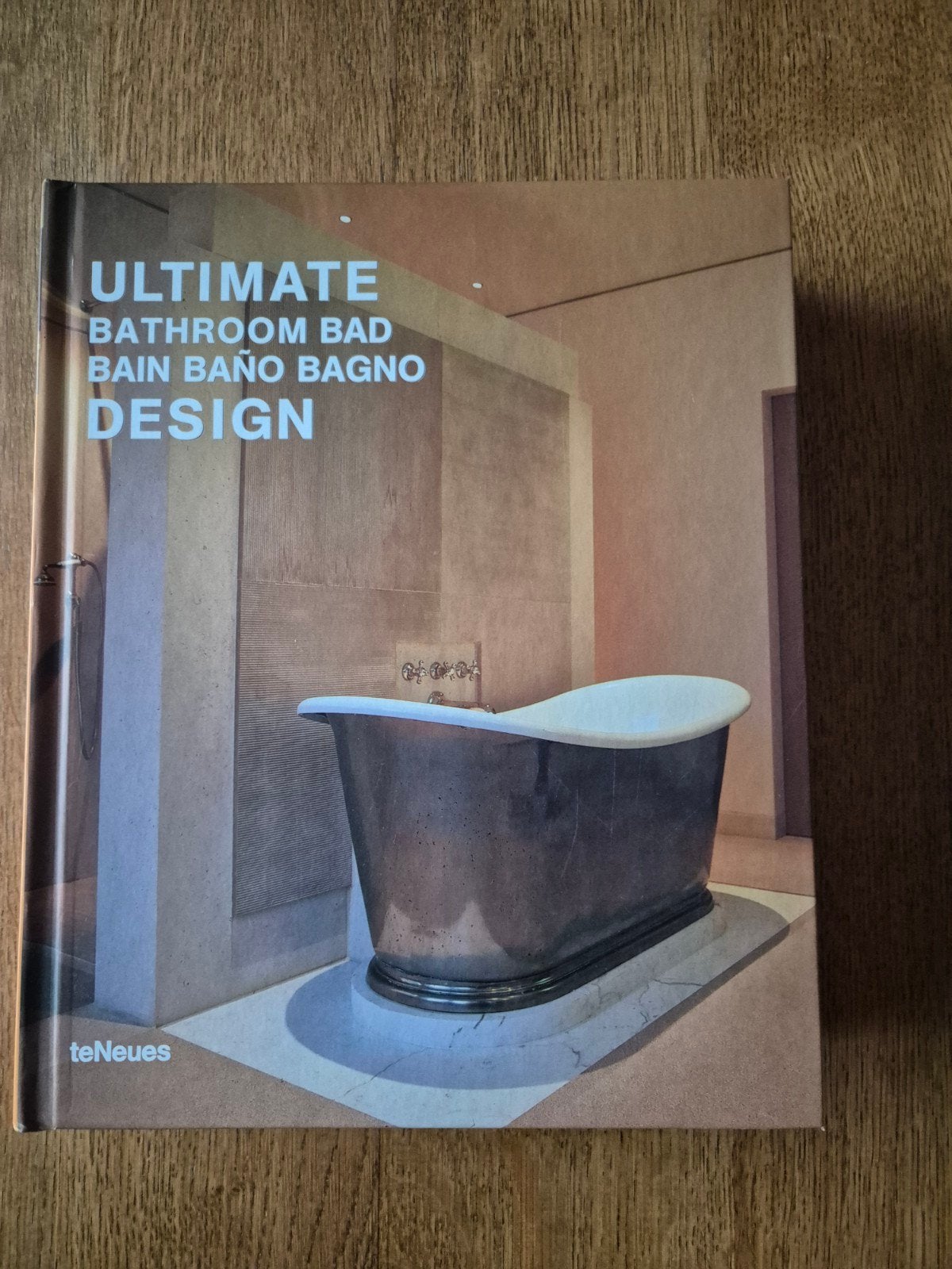 Ultimate Bathroom Design - Inspiratie voor badkamers, Boeken, Ophalen of Verzenden, Zo goed als nieuw, Diverse auteurs, Interieur en Design
