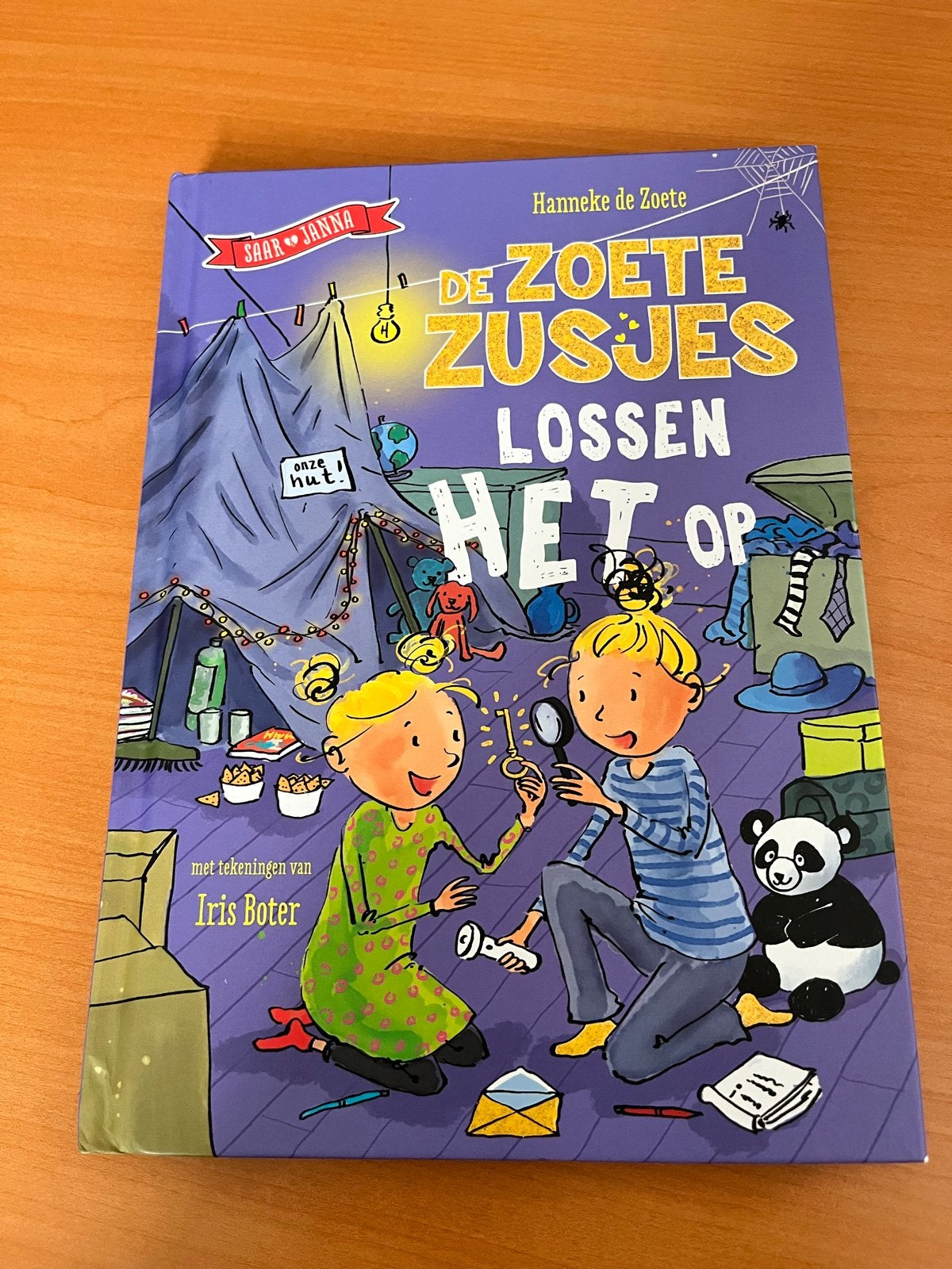 De Zoete Zusjes Lossen Het Op - Hanneke de Zoete, Ophalen, Zo goed als nieuw, Fictie algemeen