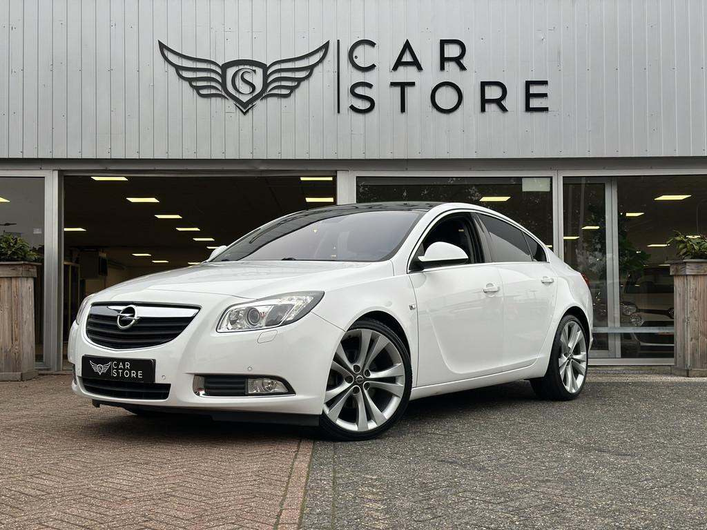 Opel Insignia 2.0 T Sport 4x4 220PK|CLIMA|CRUISE|STOEL VWM|P, 4 cilinders, Wit, Bedrijf, Handgeschakeld