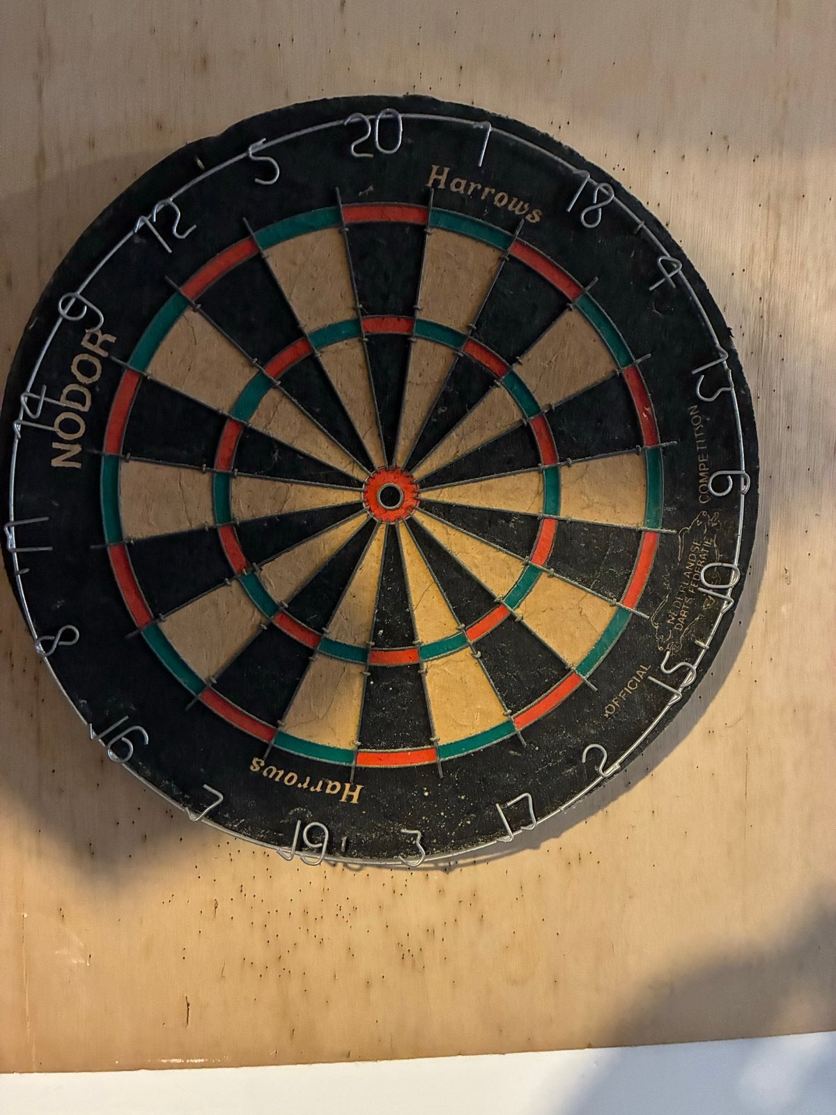 Harrows Nodor Dartbord - Gebruikt maar goed, Ophalen, Gebruikt, Dartbord