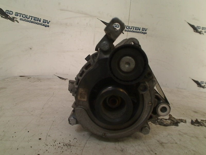 Dynamo BMW 5 serie Touring (G31) 2020 0125815004, Gebruikt, Petuelring 130, München 80809, , Duitsland, BMW, Bayerische Motoren Werke AG