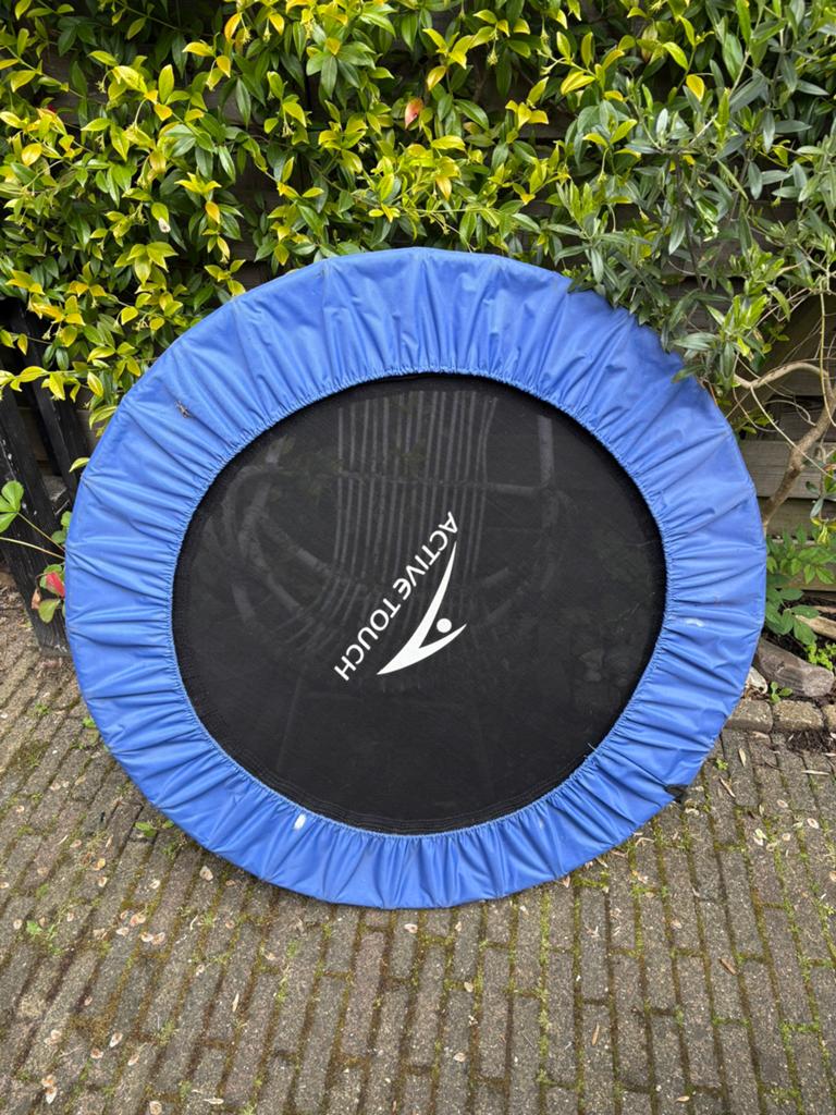 Kleine trampoline met 6 pootjes, Kinderen en Baby's, Speelgoed | Buiten | Trampolines, Gebruikt, Ophalen
