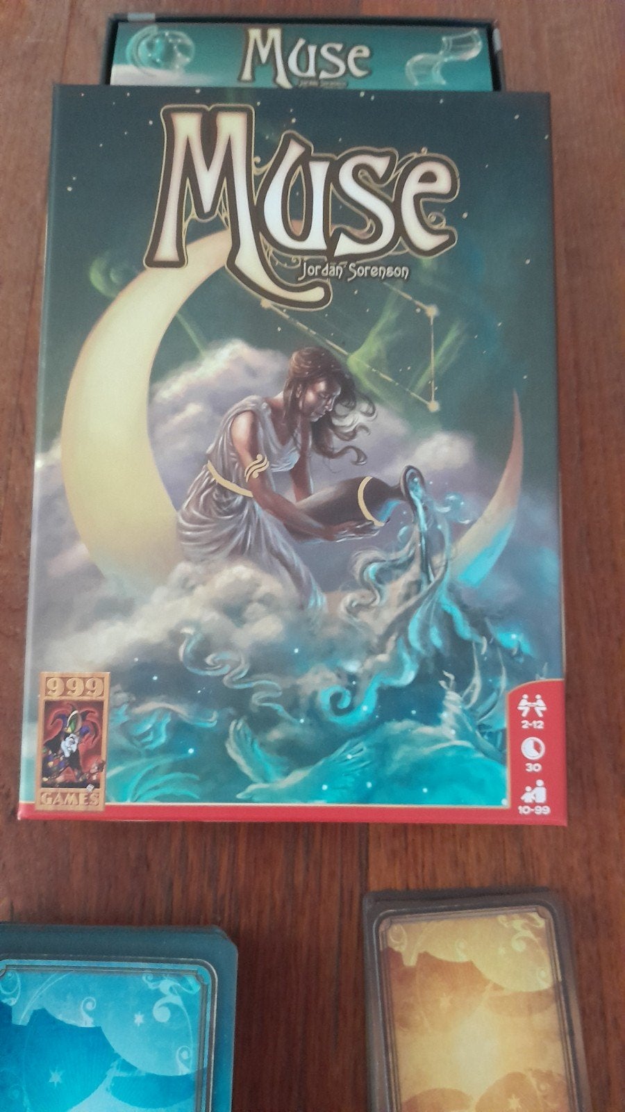Muse spel 999 games, Hobby en Vrije tijd, Gezelschapsspellen | Kaartspellen, Ophalen of Verzenden, Zo goed als nieuw