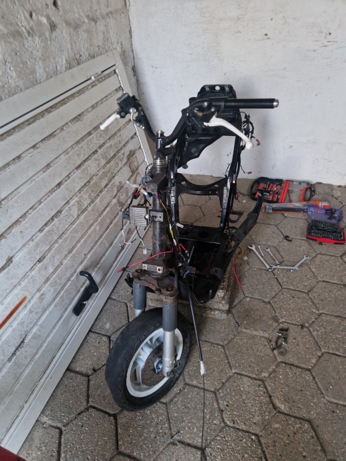 zip 4t frame wok brom, Fietsen en Brommers, Brommers | Tomos, Ophalen of Verzenden, Zo goed als nieuw, Overige modellen