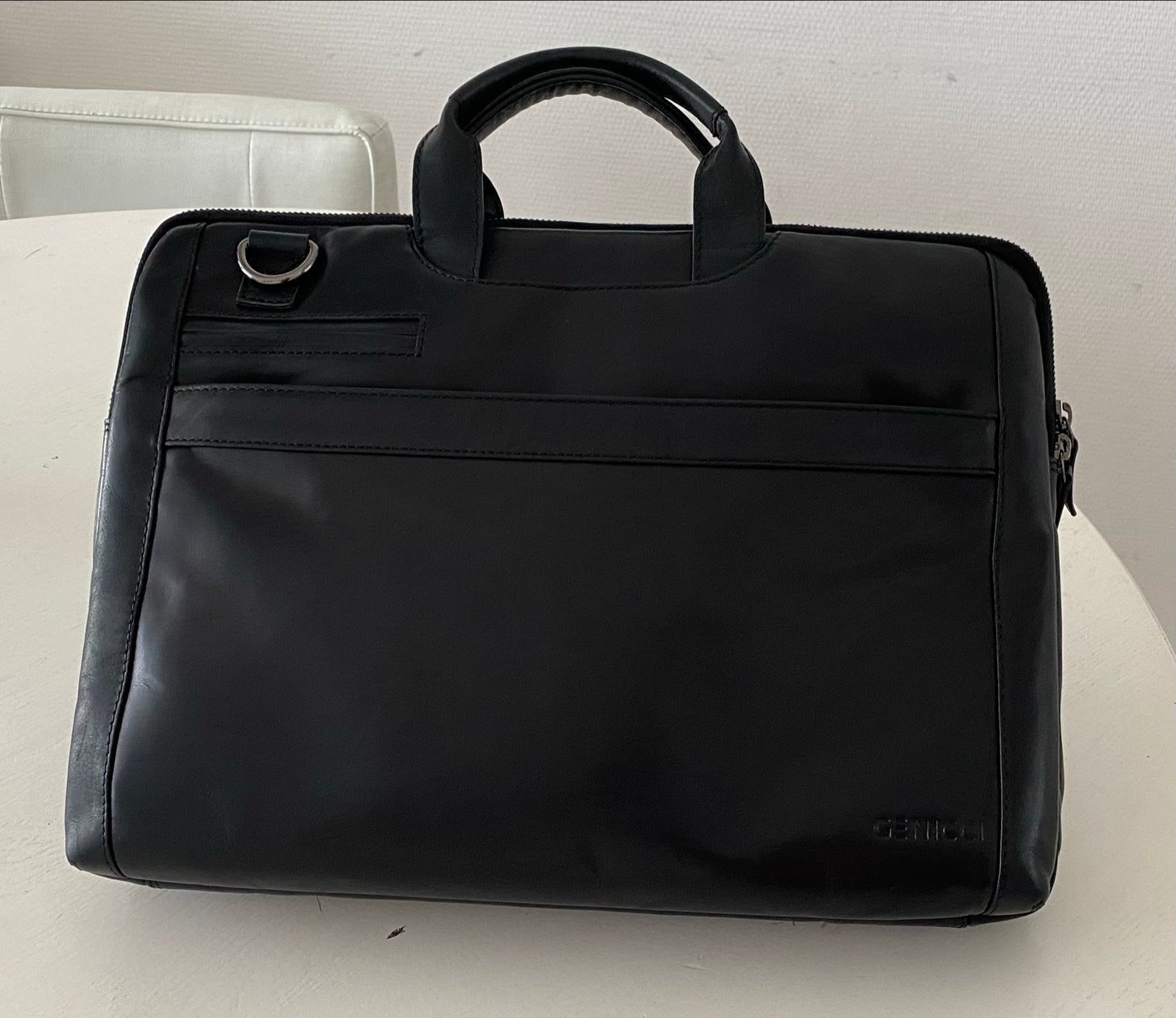 Leren laptoptas / aktetas - Zwart, Sieraden, Tassen en Uiterlijk, Tassen | Damestassen, Ophalen of Verzenden, Zo goed als nieuw