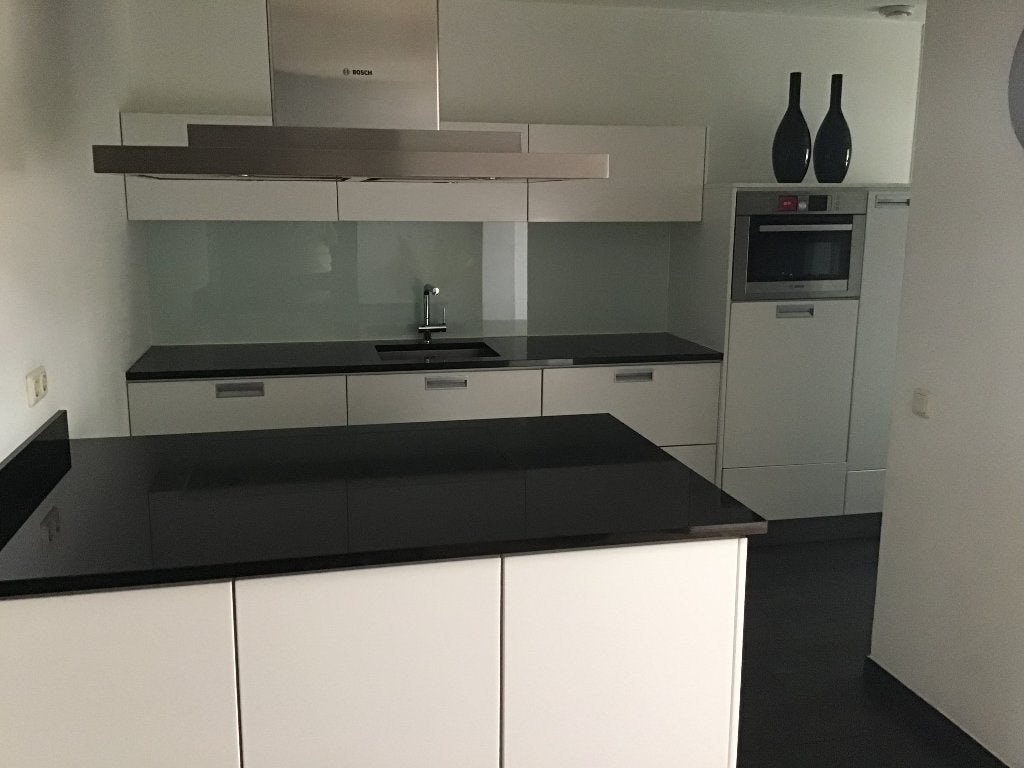 Keuken met kookeiland incl. Apparatuur, Huis en Inrichting, Keuken | Complete keukens, Ophalen, Gebruikt, Wit, Overige typen